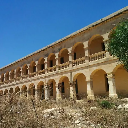 Luxury Duplex In Fort Chambray *